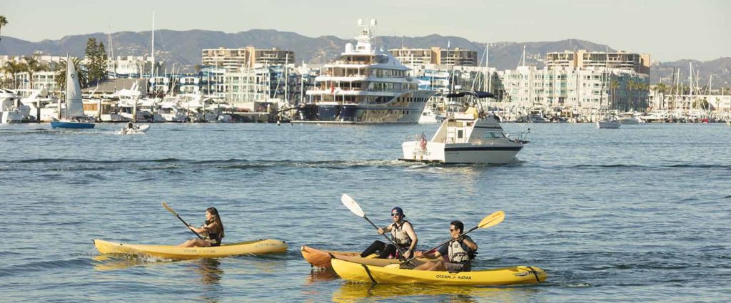 kayaking is one of the things to do this weekend in marina del rey